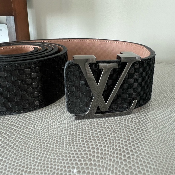 Louis Vuitton Black Checkered Leather Belt with Silver LV Buckle Size 120/48 - Picture 1 of 5